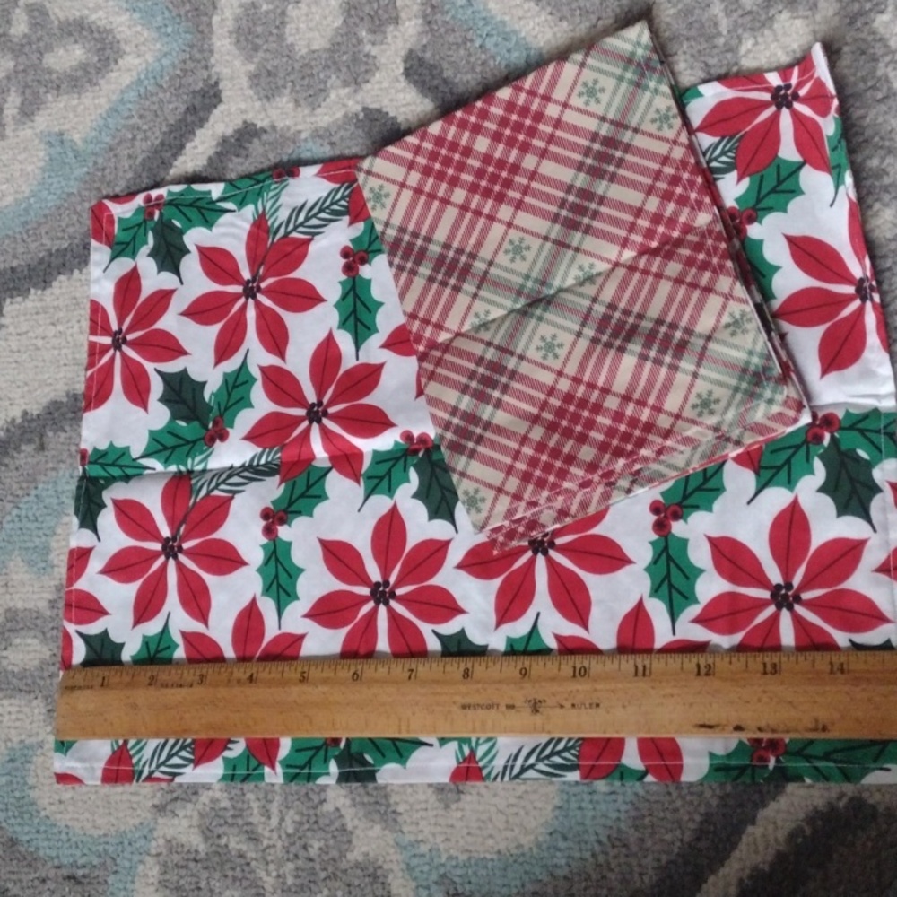 2 holiday cloth napkins